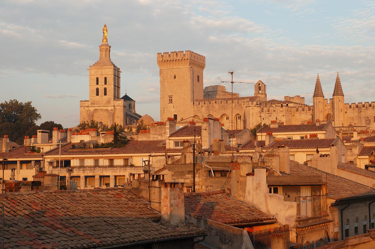 hotel d'europe-luxury hotel avignon france